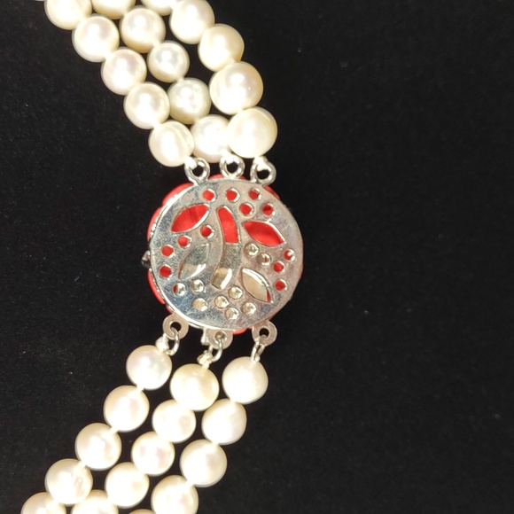 Multi Strand Pearl Necklace w/Coral Flower Clasp - Picture 4 of 8